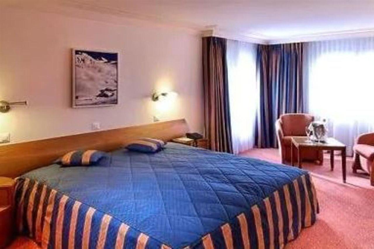Kongress Hotel Davos Eksteriør bilde